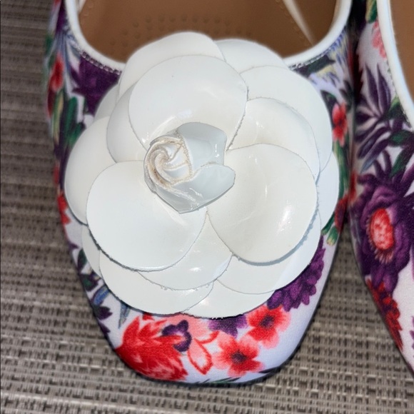 Comfortview Floral Slingback Flats - Red, Purple, White - Picture 7 of 17